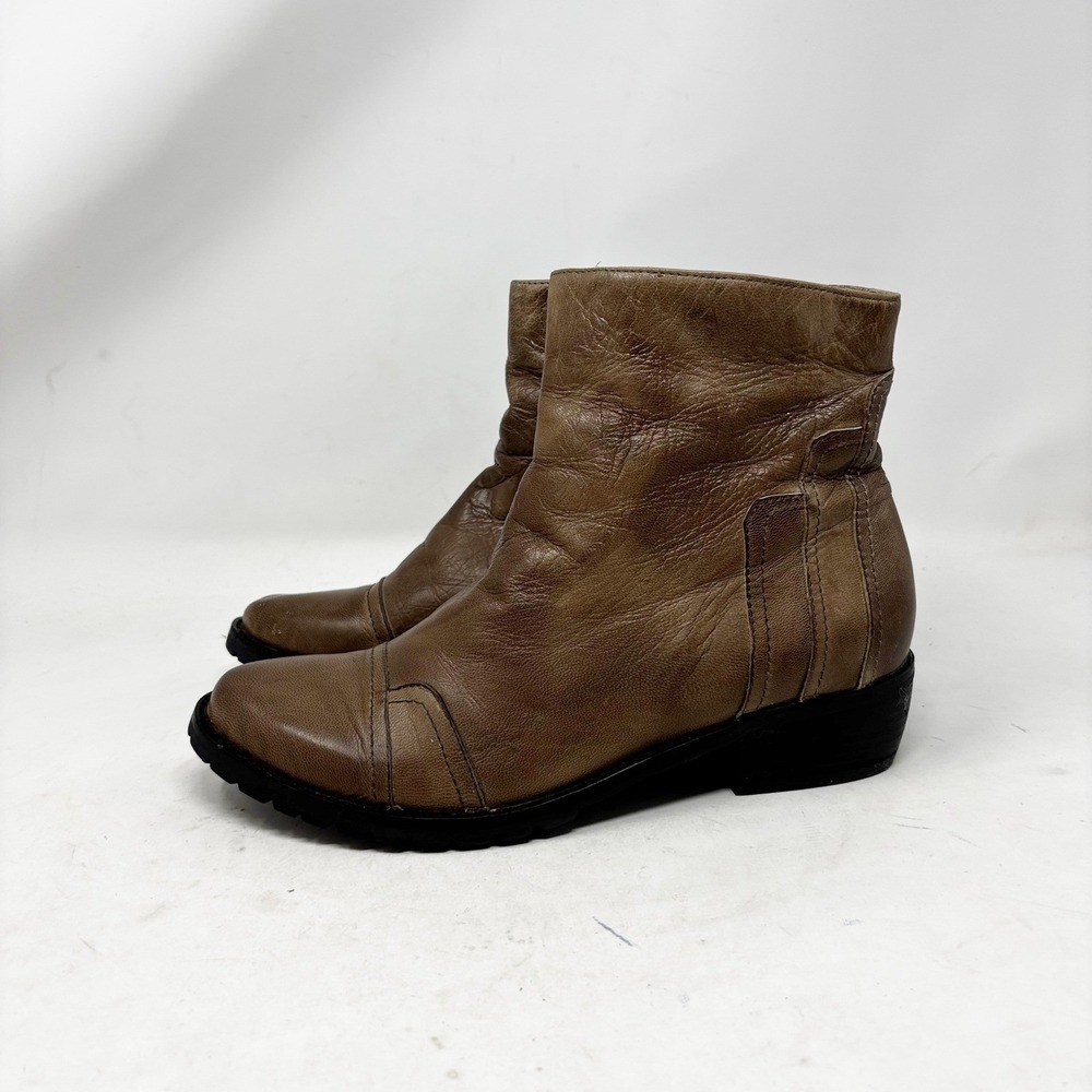 Antelope Leather Ankle Boots Women's Size US7/EU38 EU Brown‎ Side Zip Lug Sole